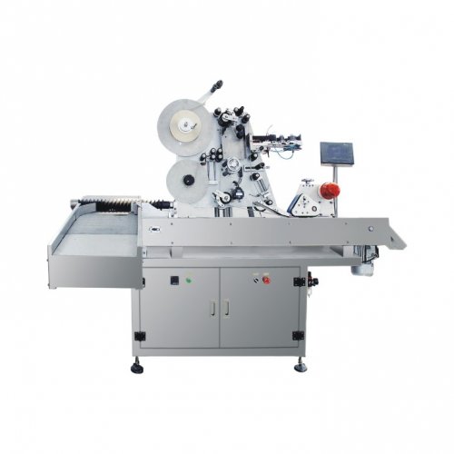 Horizontal labeling machine